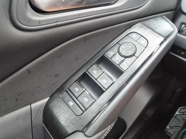 Nissan Qashqai 1.3 DIG-T MHEV 158 PS X-Tronic N-Connecta Teil-Leder PanoGlasdach Klimaautomatik Sitzheizung Lenkradheizung Navi ACC PDC v+h 360&deg;Kamera DAB Bluetooth Touchscreen Apple CarPlay Android Auto 18"LM 