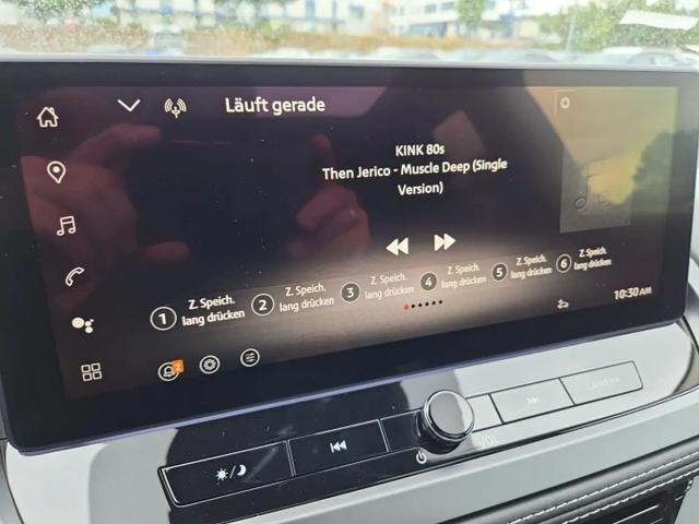 Nissan Qashqai 1.3 DIG-T MHEV 158 PS X-Tronic N-Connecta Teil-Leder PanoGlasdach Klimaautomatik Sitzheizung Lenkradheizung Navi ACC PDC v+h 360&deg;Kamera DAB Bluetooth Touchscreen Apple CarPlay Android Auto 18"LM 