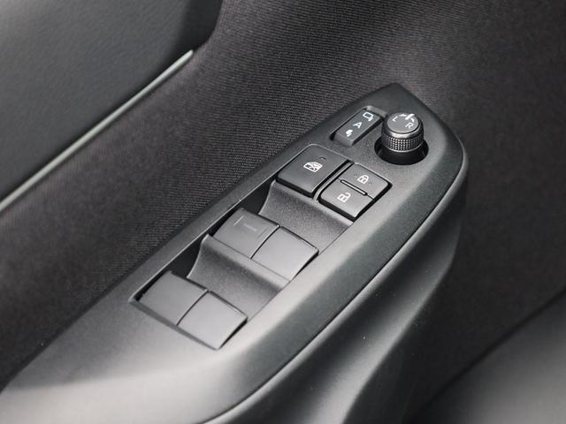 Toyota Yaris Cross 1.5-l 130PS HEV Automatik Style Matrix-LED 4xKamera elektr. Heckklappe Sitzheizung Lenkradheizung Klimaautomatik Navi Bluetooth wireless Apple CarPlay + Android Auto ACC PDC v+h 18"LM 