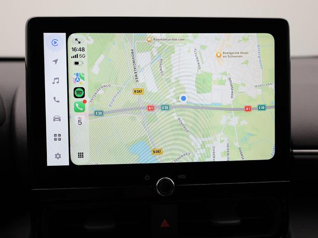 Toyota Yaris Cross 1.5-l 130PS HEV Automatik Style Matrix-LED 4xKamera elektr. Heckklappe Sitzheizung Lenkradheizung Klimaautomatik Navi Bluetooth wireless Apple CarPlay + Android Auto ACC PDC v+h 18"LM 
