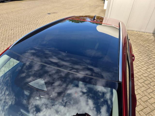 Nissan Qashqai 1.3 DIG-T MHEV 158 PS X-Tronic N-Connecta Teil-Leder PanoGlasdach Klimaautomatik Sitzheizung Lenkradheizung Navi ACC PDC v+h 360&deg;Kamera DAB Bluetooth Touchscreen Apple CarPlay Android Auto 18"LM 