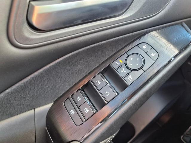 Nissan Qashqai 1.3 DIG-T MHEV 158 PS X-Tronic N-Connecta Teil-Leder PanoGlasdach Klimaautomatik Sitzheizung Lenkradheizung Navi ACC PDC v+h 360&deg;Kamera DAB Bluetooth Touchscreen Apple CarPlay Android Auto 18"LM 