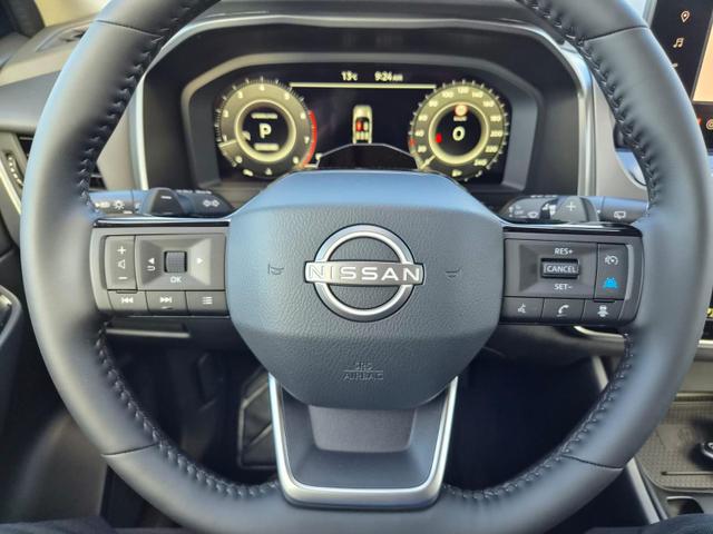 Nissan Qashqai 1.3 DIG-T MHEV 158 PS X-Tronic N-Connecta Teil-Leder PanoGlasdach Klimaautomatik Sitzheizung Lenkradheizung Navi ACC PDC v+h 360&deg;Kamera DAB Bluetooth Touchscreen Apple CarPlay Android Auto 18"LM 