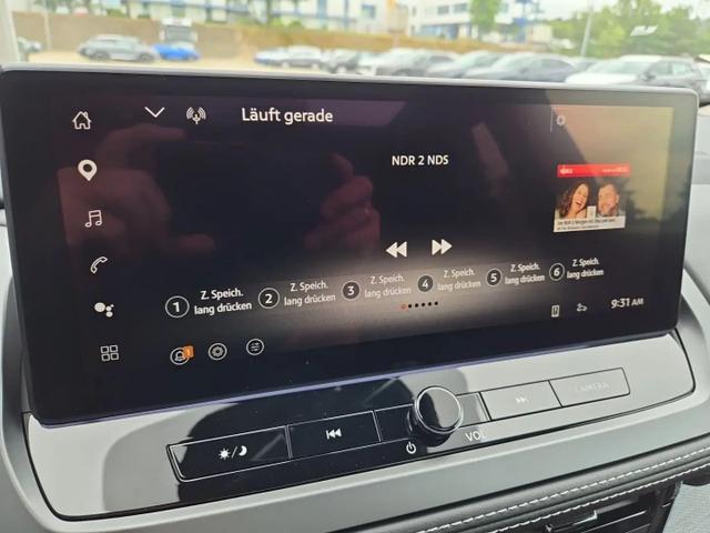 Nissan Qashqai 1.3 DIG-T MHEV 158 PS X-Tronic Tekna Voll-Leder Klimaautomatik PanoGlasdach Sitzheizung Lenkradheizung Navi Head-Up Display elektr. Heckklappe ACC PDC v+h 360&deg;Kamera DAB Bluetooth Touchscreen Apple CarPlay Android Auto 19"LM 