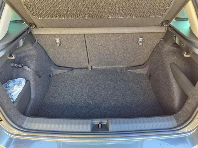Skoda Kamiq 1.5 TSI 150PS DSG Selection Klimaautomatik Sitzheizung R&uuml;ckf.Kamera PDC Apple CarPlay + Android Auto Tempomat Garantieverl&auml;ngerung 16"LM 