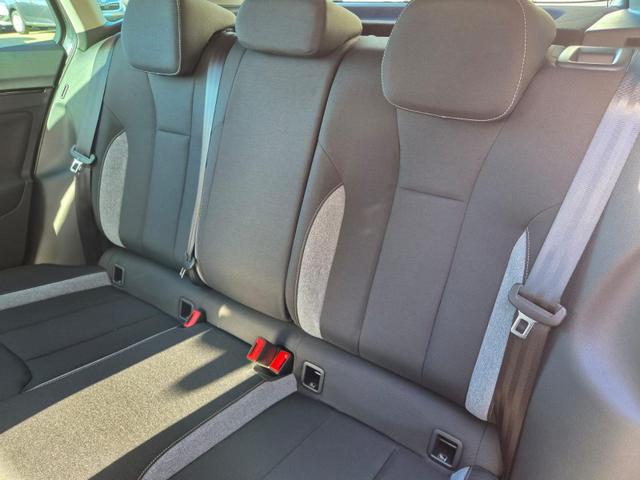 Skoda Kamiq 1.5 TSI 150PS DSG Selection Klimaautomatik Sitzheizung R&uuml;ckf.Kamera PDC Apple CarPlay + Android Auto Tempomat Garantieverl&auml;ngerung 16"LM 