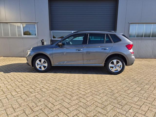 Skoda Kamiq 1.5 TSI 150PS DSG Selection AHK Klimaautomatik Sitzheizung R&uuml;ckf.Kamera PDC Apple CarPlay + Android Auto Tempomat Garantieverl&auml;ngerung 16"LM 