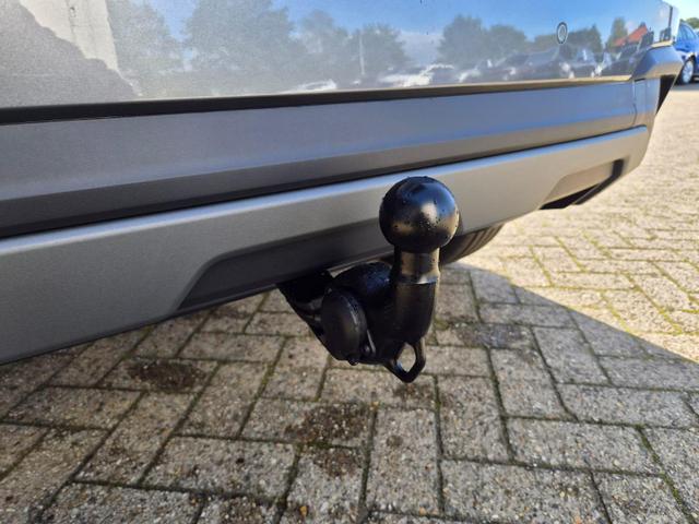 Skoda Kamiq 1.5 TSI 150PS DSG Selection AHK Klimaautomatik Sitzheizung R&uuml;ckf.Kamera PDC Apple CarPlay + Android Auto Tempomat Garantieverl&auml;ngerung 16"LM 