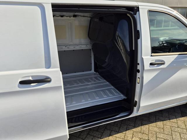 Mercedes-Benz Vito 114 PRO L2 2.0 CDI 136PS Automatik 2,8t 2-Sitzer Chrompaket innen AHK Klimaautomatik Bluetooth DAB Apple CarPlay Android Auto PDC v+h R&uuml;ckf.Kamera Tempomat Ganzj.Reifen 