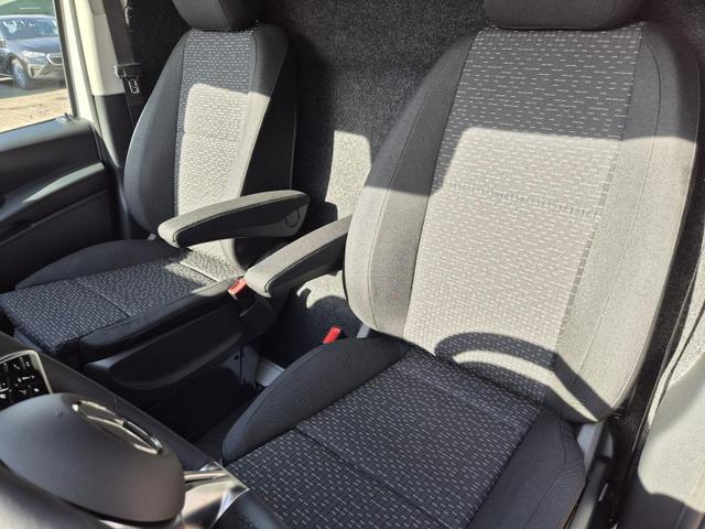 Mercedes-Benz Vito 114 PRO L2 2.0 CDI 136PS Automatik 2,8t 2-Sitzer Chrompaket innen AHK Klimaautomatik Bluetooth DAB Apple CarPlay Android Auto PDC v+h R&uuml;ckf.Kamera Tempomat Ganzj.Reifen 