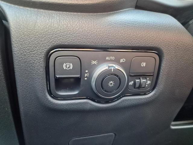 Mercedes-Benz Vito 114 PRO L2 2.0 CDI 136PS Automatik 2,8t 2-Sitzer Chrompaket innen AHK Klimaautomatik Bluetooth DAB Apple CarPlay Android Auto PDC v+h R&uuml;ckf.Kamera Tempomat Ganzj.Reifen 