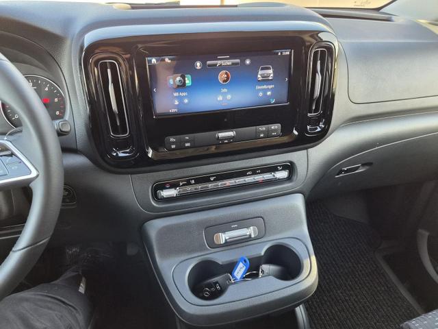 Mercedes-Benz Vito 114 PRO L2 2.0 CDI 136PS Automatik 2,8t 2-Sitzer Chrompaket innen AHK Klimaautomatik Bluetooth DAB Apple CarPlay Android Auto PDC v+h R&uuml;ckf.Kamera Tempomat Ganzj.Reifen 