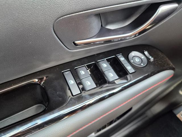 Hyundai TUCSON N-Line 1.6 T-GDI 288PS Automatik PHEV VOLLAUSSTATTUNG 