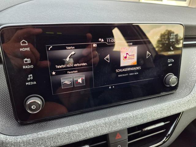 Skoda Scala 1.0 TSI 115PS DSG Selection Klimaautomatik Sitzheizung PDC R&uuml;ckf.Kamera Apple CarPlay Android Auto 