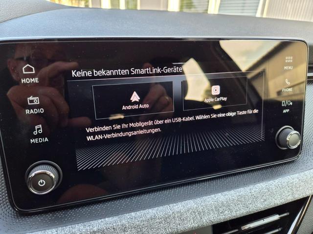 Skoda Scala 1.0 TSI 115PS DSG Selection Klimaautomatik Sitzheizung PDC R&uuml;ckf.Kamera Apple CarPlay Android Auto 