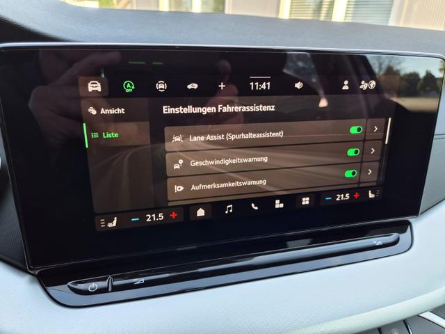 Skoda Octavia Combi 1.5 TSI 150PS m-HEV DSG Selection AHK Klimaautomatik PDC v+h R&uuml;ckf.Kamera Sitzheizung Apple CarPlay Android Auto 16"LM 