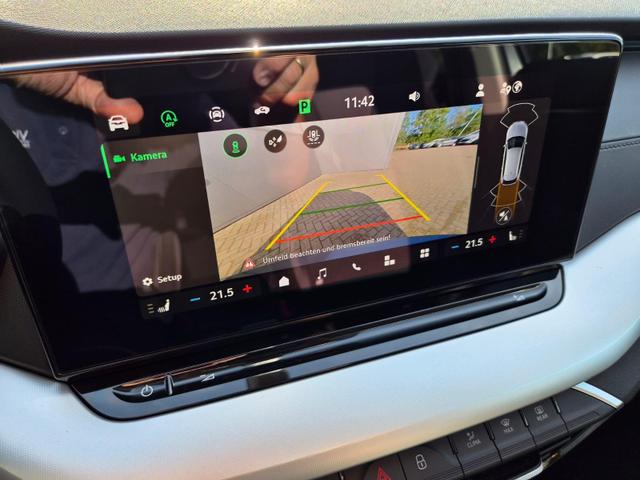 Skoda Octavia Combi 1.5 TSI 150PS m-HEV DSG Selection AHK Klimaautomatik PDC v+h R&uuml;ckf.Kamera Sitzheizung Apple CarPlay Android Auto 16"LM 