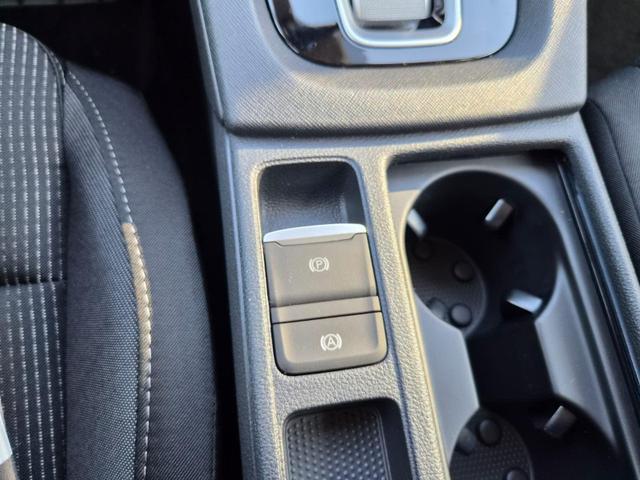 Skoda Octavia Combi 1.5 TSI 150PS m-HEV DSG Selection AHK Klimaautomatik PDC v+h R&uuml;ckf.Kamera Sitzheizung Apple CarPlay Android Auto 16"LM 