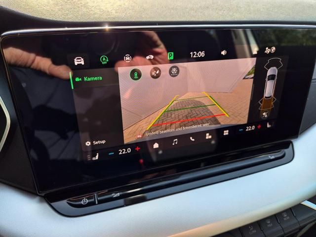 Skoda Octavia Combi 1.5 TSI 150PS m-HEV DSG Selection AHK Klimaautomatik PDC v+h R&uuml;ckf.Kamera Sitzheizung Apple CarPlay Android Auto 16"LM 