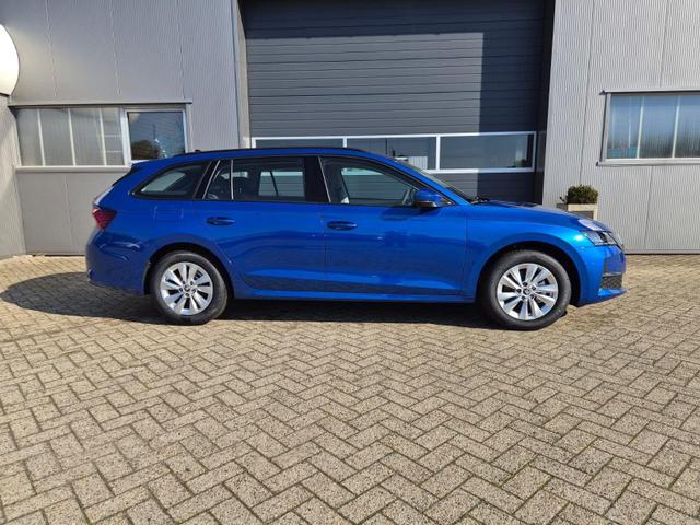 Skoda Octavia Combi 1.5 TSI 150PS m-HEV DSG Selection AHK Klimaautomatik PDC v+h R&uuml;ckf.Kamera Sitzheizung Apple CarPlay Android Auto 16"LM 