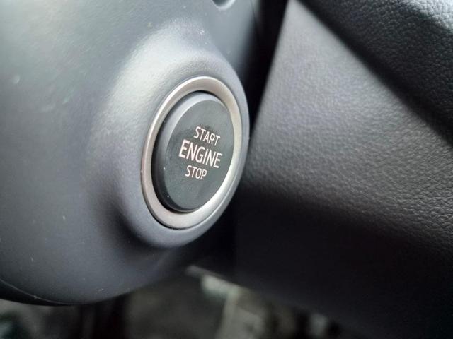 Skoda Octavia Combi 1.5 TSI 150PS m-HEV DSG Selection AHK Klimaautomatik PDC v+h R&uuml;ckf.Kamera Sitzheizung Apple CarPlay Android Auto 16"LM 