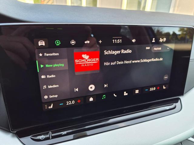 Skoda Octavia Combi 1.5 TSI 150PS m-HEV DSG Selection AHK Klimaautomatik PDC v+h R&uuml;ckf.Kamera Sitzheizung Apple CarPlay Android Auto 16"LM 