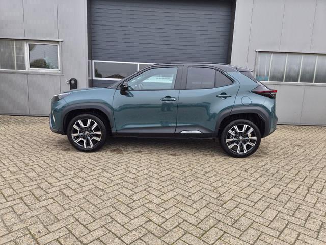 Toyota Yaris Cross 1.5-l 130PS HEV Automatik Style Matrix-LED 4xKamera elektr. Heckklappe Sitzheizung Lenkradheizung Klimaautomatik Navi Bluetooth wireless Apple CarPlay + Android Auto ACC PDC v+h 18"LM 