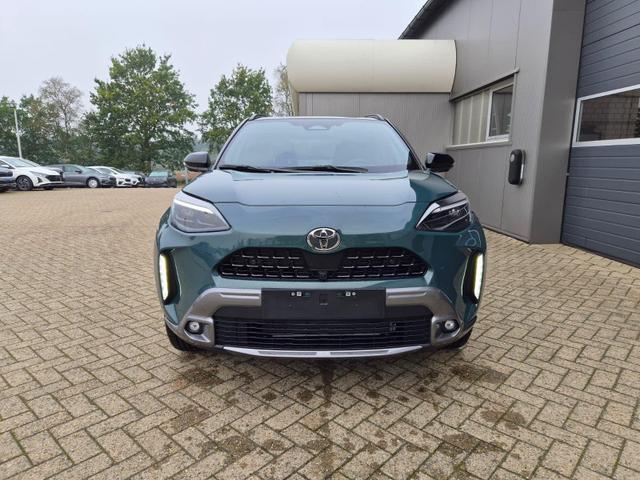 Toyota Yaris Cross 1.5-l 130PS HEV Automatik Style Matrix-LED 4xKamera elektr. Heckklappe Sitzheizung Lenkradheizung Klimaautomatik Navi Bluetooth wireless Apple CarPlay + Android Auto ACC PDC v+h 18"LM 