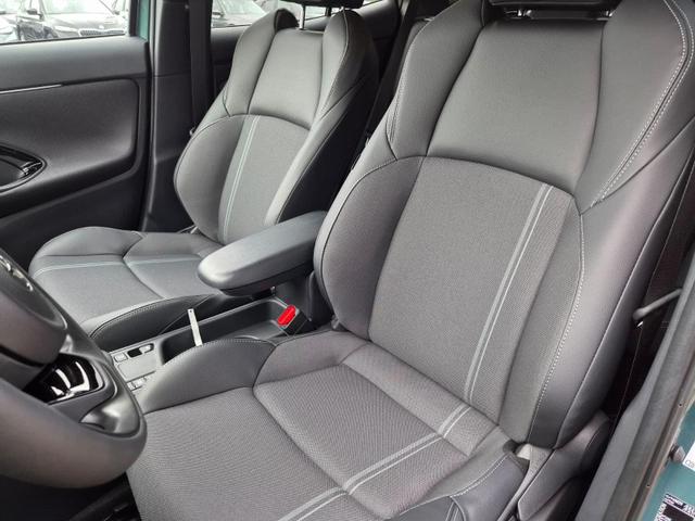 Toyota Yaris Cross 1.5-l 130PS HEV Automatik Style Matrix-LED 4xKamera elektr. Heckklappe Sitzheizung Lenkradheizung Klimaautomatik Navi Bluetooth wireless Apple CarPlay + Android Auto ACC PDC v+h 18"LM 