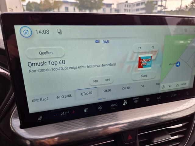 Ford Kuga Titanium 243PS PHEV Automatik elektr. PanoDach Sitzheizung v+h Lenkradheizung Frontscheibe beheizb. Klimaautomatik Navi SYNC4 Apple CarPlay Android Auto Touchscreen PDC 4xKamera 2xKeyless 17"LM vollelektr. Reichweite 66KM 