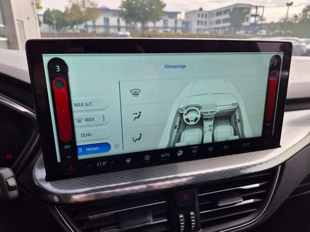 Ford Kuga Titanium 243PS PHEV Automatik elektr. PanoDach Sitzheizung v+h Lenkradheizung Frontscheibe beheizb. Klimaautomatik Navi SYNC4 Apple CarPlay Android Auto Touchscreen PDC 4xKamera 2xKeyless 17"LM vollelektr. Reichweite 66KM 