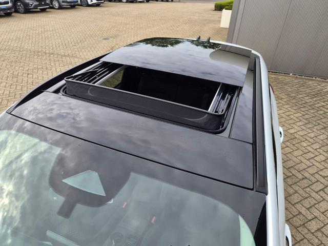 Ford Kuga Titanium 243PS PHEV Automatik schwenkb. AHK elektr. PanoDach Sitzheizung v+h Lenkradheizung Frontscheibe beheizb. Klimaautomatik Navi SYNC4 Apple CarPlay Android Auto Touchscreen PDC 4xKamera 2xKeyless 17"LM vollelektr. Reichweite 66KM 