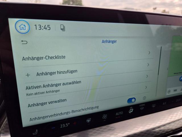 Ford Kuga Titanium 243PS PHEV Automatik schwenkb. AHK elektr. PanoDach Sitzheizung v+h Lenkradheizung Frontscheibe beheizb. Klimaautomatik Navi SYNC4 Apple CarPlay Android Auto Touchscreen PDC 4xKamera 2xKeyless 17"LM vollelektr. Reichweite 66KM 