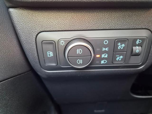 Ford Kuga Titanium 243PS PHEV Automatik schwenkb. AHK Sitzheizung v+h Lenkradheizung Frontscheibe beheizb. Klimaautomatik Navi SYNC4 Apple CarPlay Android Auto Touchscreen PDC 4xKamera 2xKeyless 17"LM vollelektr. Reichweite 66KM 