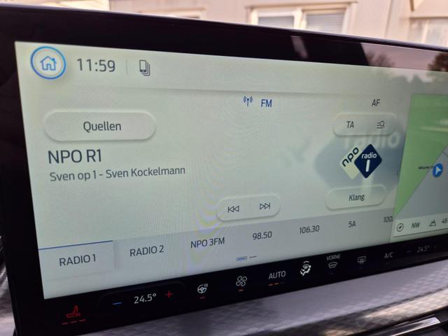 Ford Kuga Titanium 243PS PHEV Automatik schwenkb. AHK Sitzheizung v+h Lenkradheizung Frontscheibe beheizb. Klimaautomatik Navi SYNC4 Apple CarPlay Android Auto Touchscreen PDC 4xKamera 2xKeyless 17"LM vollelektr. Reichweite 66KM 
