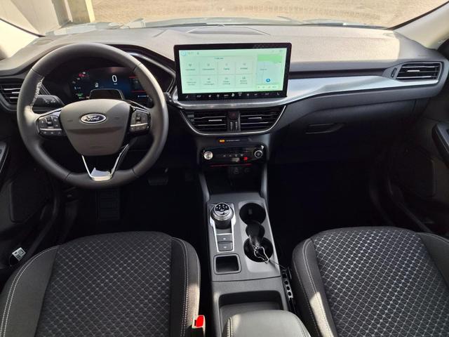 Ford Kuga Titanium 243PS PHEV Automatik schwenkb. AHK elektr. PanoDach Sitzheizung v+h Lenkradheizung Frontscheibe beheizb. Klimaautomatik Navi SYNC4 Apple CarPlay Android Auto Touchscreen PDC 4xKamera 2xKeyless 17"LM vollelektr. Reichweite 66KM 