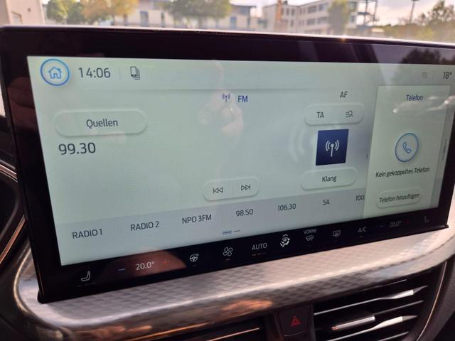 Ford Kuga Titanium 243PS PHEV Automatik schwenkb. AHK elektr. PanoDach Sitzheizung v+h Lenkradheizung Frontscheibe beheizb. Klimaautomatik Navi SYNC4 Apple CarPlay Android Auto Touchscreen PDC 4xKamera 2xKeyless 17"LM vollelektr. Reichweite 66KM 