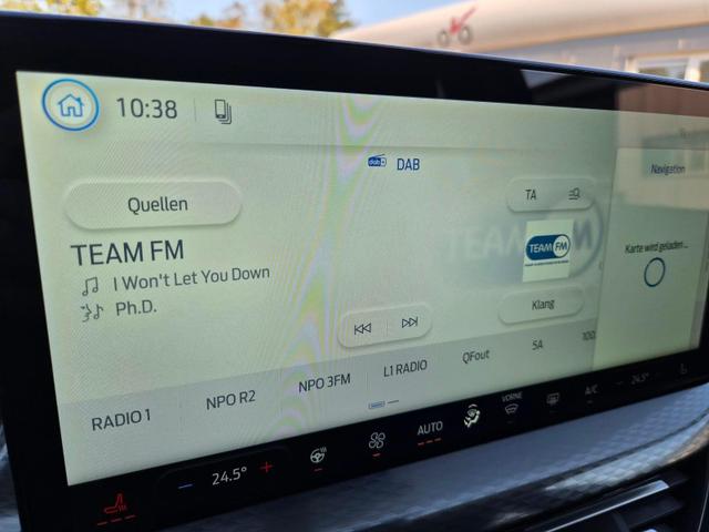 Ford Kuga Titanium 243PS PHEV Automatik elektr. PanoDach Sitzheizung v+h Lenkradheizung Frontscheibe beheizb. Klimaautomatik Navi SYNC4 Apple CarPlay Android Auto Touchscreen PDC 4xKamera 2xKeyless 17"LM vollelektr. Reichweite 66KM 