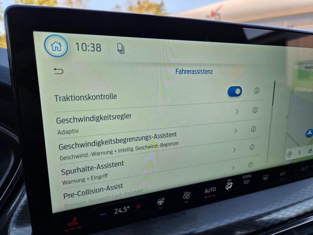 Ford Kuga Titanium 243PS PHEV Automatik elektr. PanoDach Sitzheizung v+h Lenkradheizung Frontscheibe beheizb. Klimaautomatik Navi SYNC4 Apple CarPlay Android Auto Touchscreen PDC 4xKamera 2xKeyless 17"LM vollelektr. Reichweite 66KM 