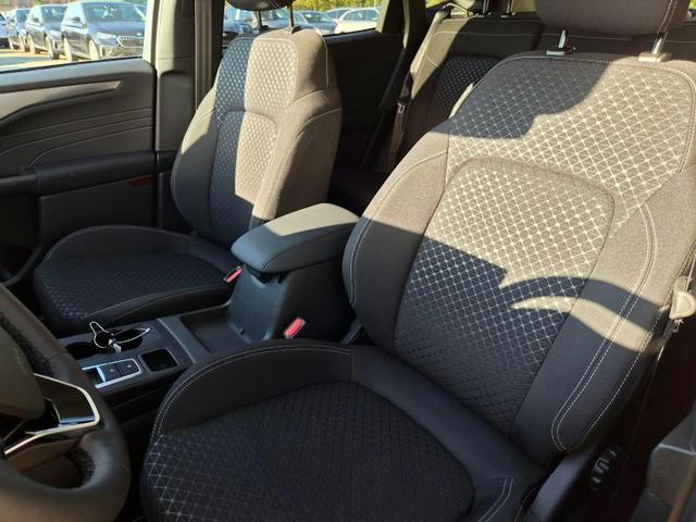 Ford Kuga Titanium 243PS PHEV Automatik elektr. PanoDach Sitzheizung v+h Lenkradheizung Frontscheibe beheizb. Klimaautomatik Navi SYNC4 Apple CarPlay Android Auto Touchscreen PDC 4xKamera 2xKeyless 17"LM vollelektr. Reichweite 66KM 