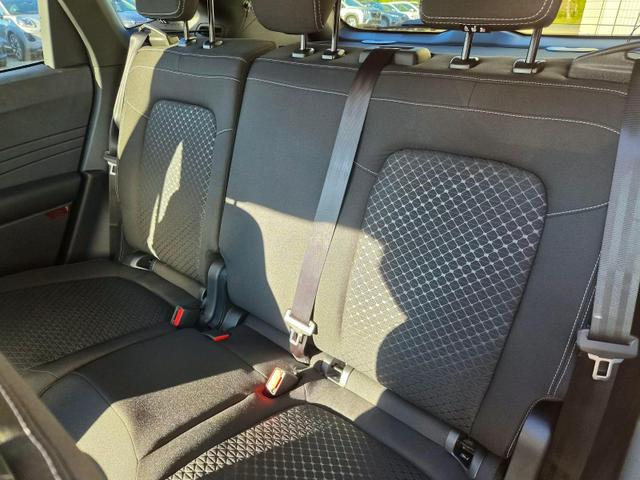 Ford Kuga Titanium 243PS PHEV Automatik elektr. PanoDach Sitzheizung v+h Lenkradheizung Frontscheibe beheizb. Klimaautomatik Navi SYNC4 Apple CarPlay Android Auto Touchscreen PDC 4xKamera 2xKeyless 17"LM vollelektr. Reichweite 66KM 