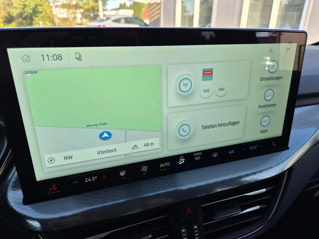 Ford Kuga Titanium 243PS PHEV Automatik elektr. PanoDach Sitzheizung v+h Lenkradheizung Frontscheibe beheizb. Klimaautomatik Navi SYNC4 Apple CarPlay Android Auto Touchscreen PDC 4xKamera 2xKeyless 17"LM vollelektr. Reichweite 66KM 