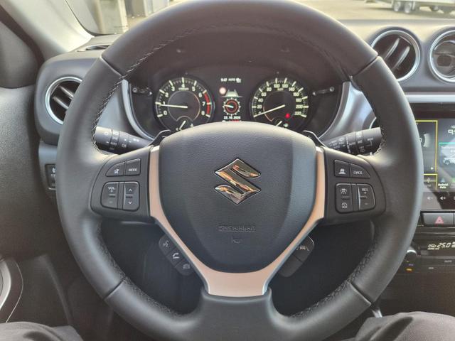 Suzuki Vitara Comfort 110PS Automatik MHEV 4x4 ALLGRIP 1.4 Boosterjet Allrad Navi Klimaautomatik Sitzheizung ACC PDC R&uuml;ckf.Kamera Suzuki-Radio Apple CarPlay Android Auto Touchscreen 2xKeyless 17-LM 