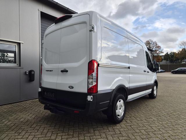 Ford Transit L2H2 2.0 EcoBlue 130PS Trend 3,5t 3-Sitzer AHK Sitzheizung Lenkradheizung Frontscheibe beheizb. Klimaautomatik Bluetooth DAB Apple CarPlay Android Auto PDC v+h R&uuml;ckf.Kamera Tempomat 