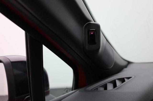 Renault Captur Techno 1.8 E-TECH Full Hybrid 158PS Automatik Sitzheizung Lenkradheizung R&uuml;ckf.Kamera PDC v+h Klimaautomatik Navi abged.Scheiben Apple CarPlay Android Auto 2xKeyless 18"LM 