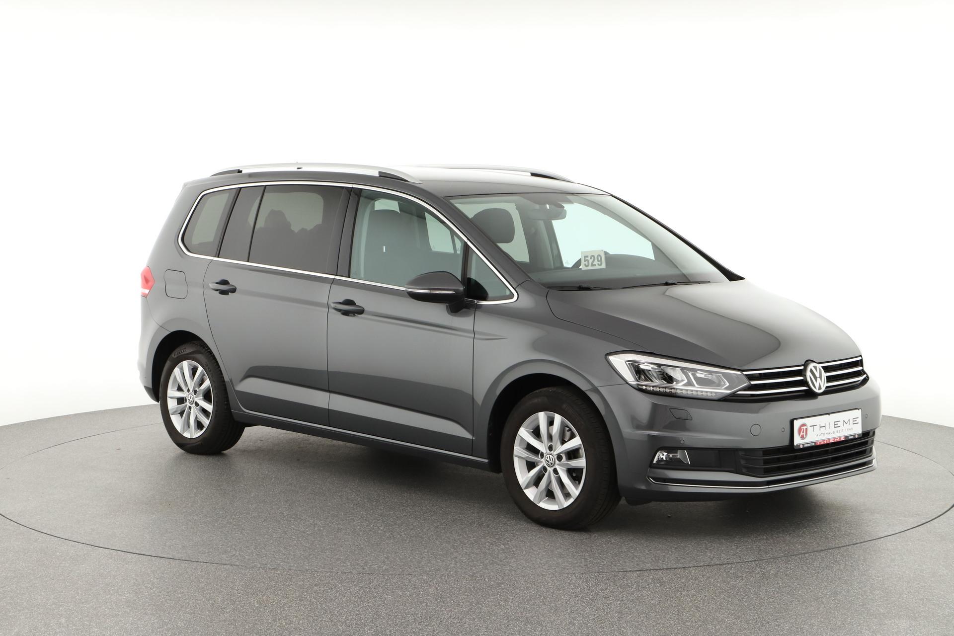 Volkswagen Touran Highline 2.0 TDI 150PS DSG inkl. CLIMATRONIC PARKSENSOREN  VO+HI RADIO/USB/BT/DAB+ ALARM DACHRELING SUNSET ACC  MULTIFUNKTIONS-LEDERLENKRAD NEBELSCHEINW. MITTELARML. VO/HI 16 ALU -  günstig kaufen