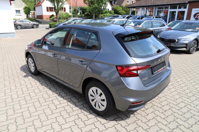 Skoda Fabia Selection 80PS - SHZ/App/Climatronic/LED/PDC/5J Garantie 