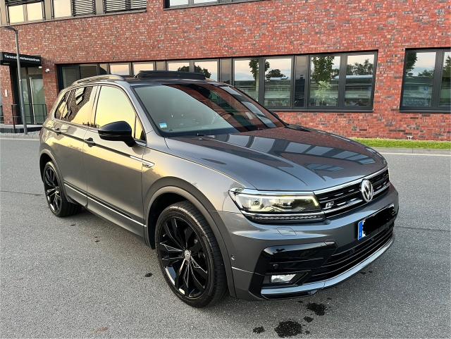 Volkswagen Tiguan - Highline R-Line 240PS TDI - VOLL/AHK/Pano/HuD/Navi/20"/top!