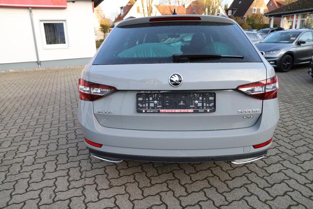Skoda Superb Combi 2.0 TDI SportLine 4x4 - NAVI/KESSY/SHZ/PDC/APP 