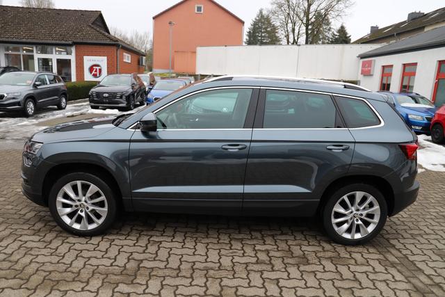 Skoda Karoq Style 1.5l TSI 150PS DSG LED/Navi/AHK/ACC/el. Heckkl./KESSY 
